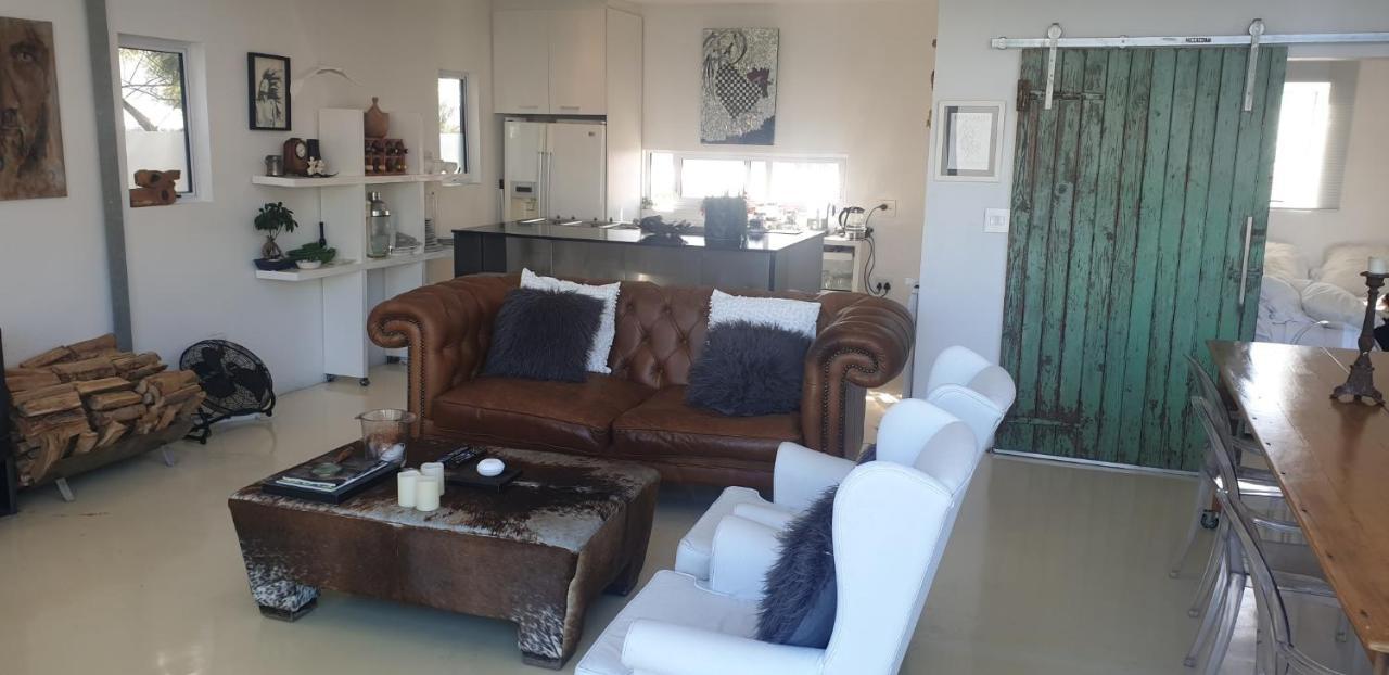 4 On Highworth Apartments And Studios Cape Town Luaran gambar