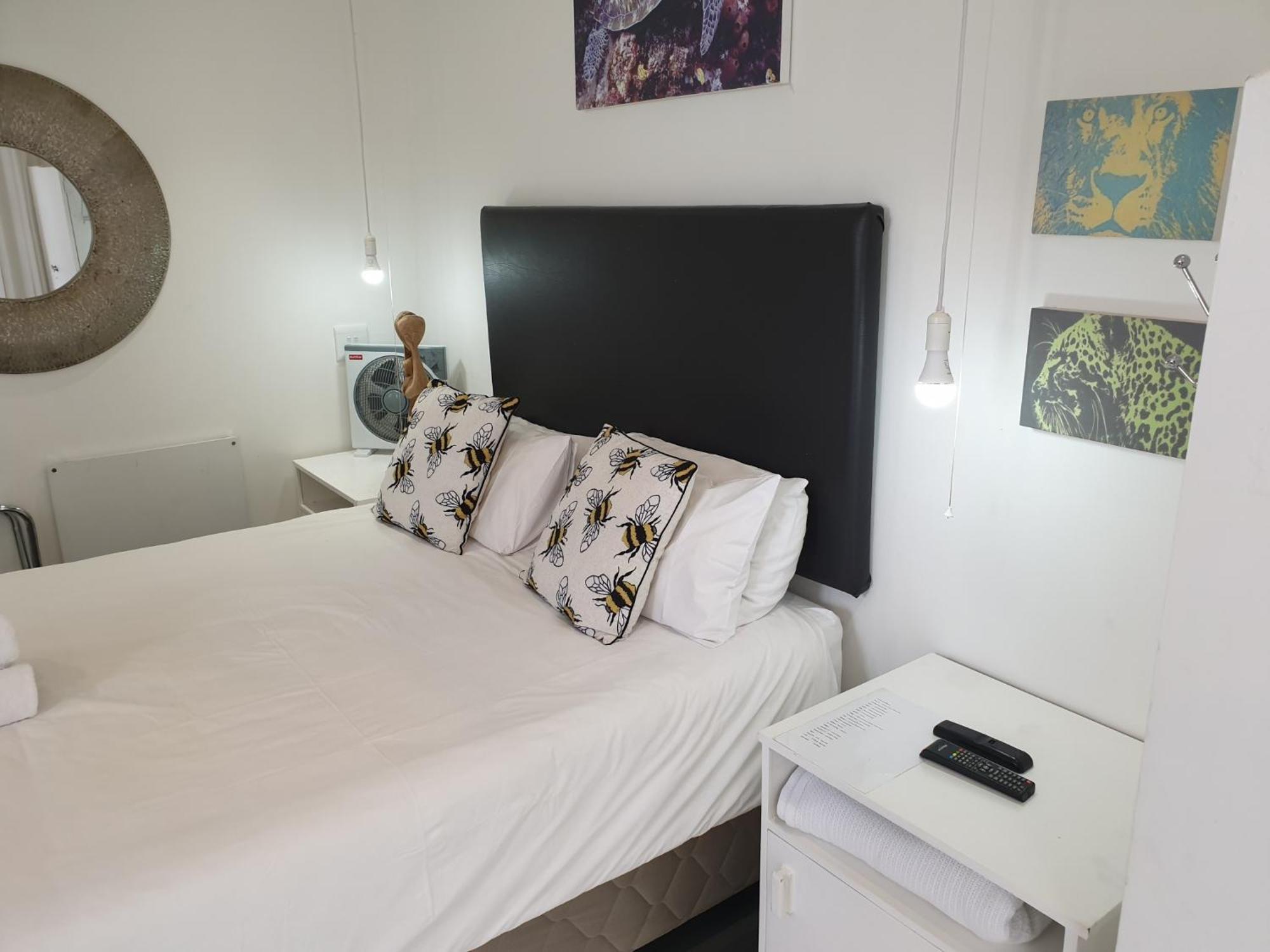 4 On Highworth Apartments And Studios Cape Town Luaran gambar