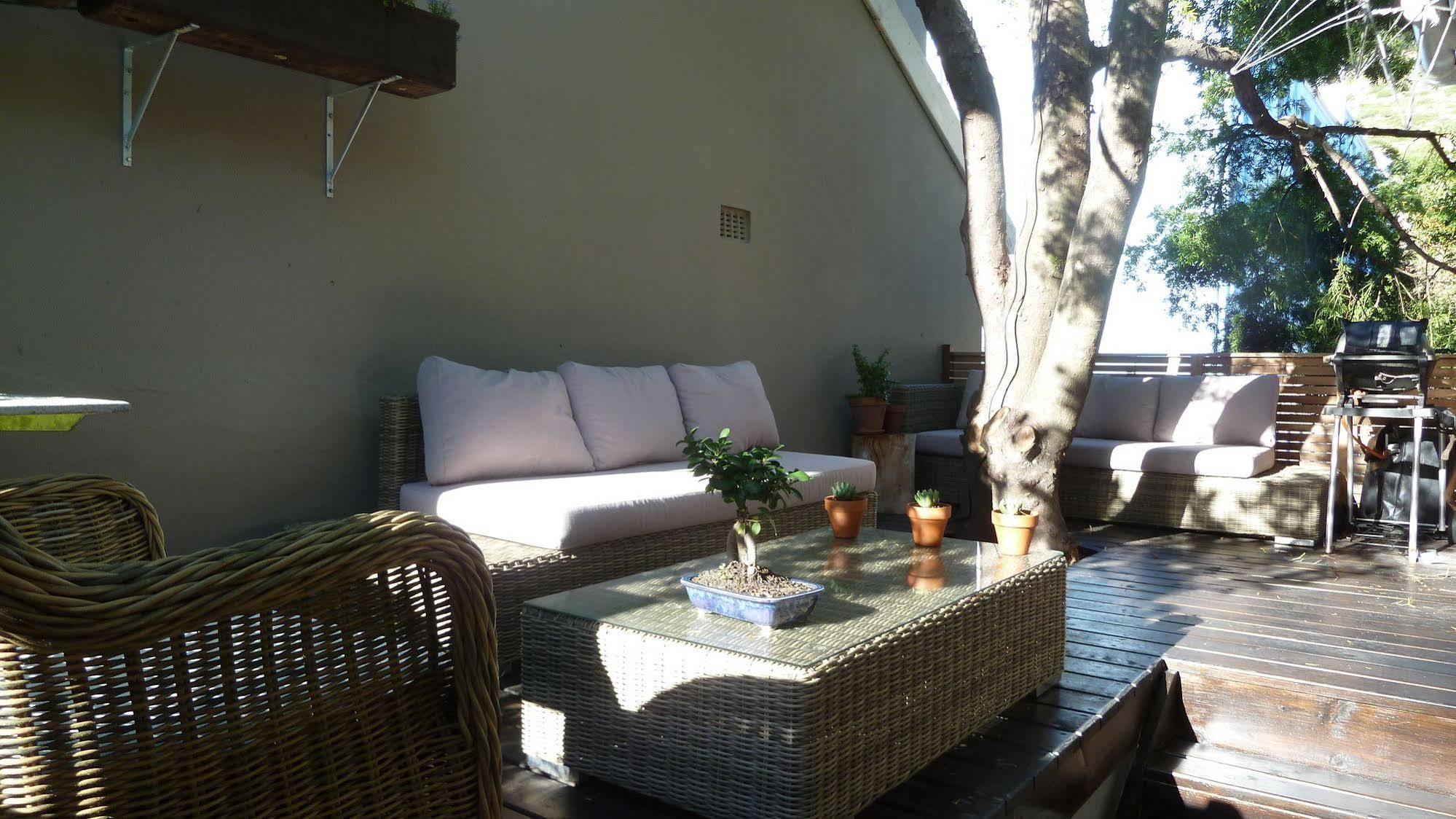 4 On Highworth Apartments And Studios Cape Town Luaran gambar